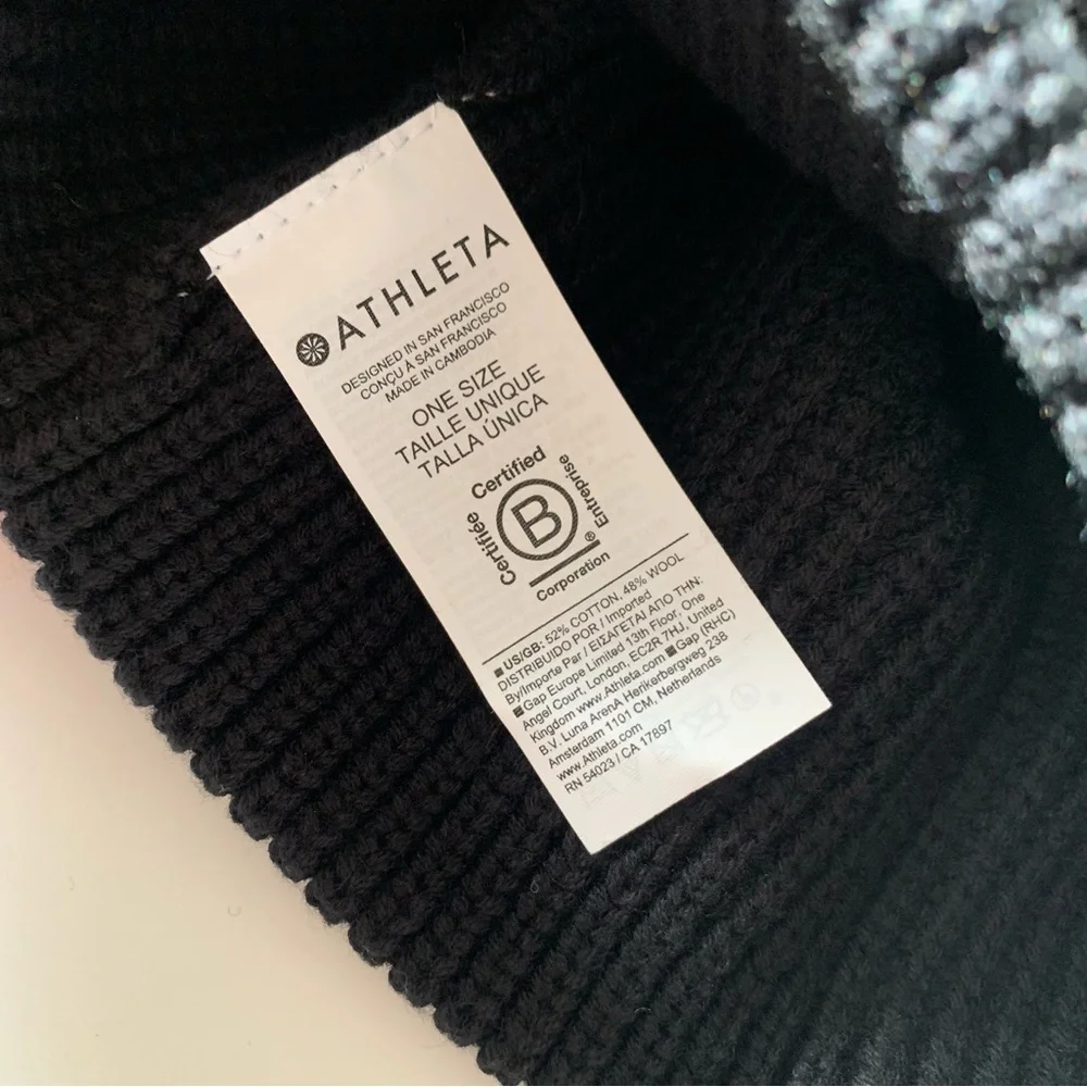 Athleta thick knit wool cotton all black beanie